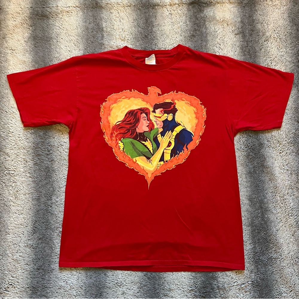 Marvel’s X- Men’s Cyclops & Dark Pheonix Heart Graphic T-Shirt Men’s Large Red